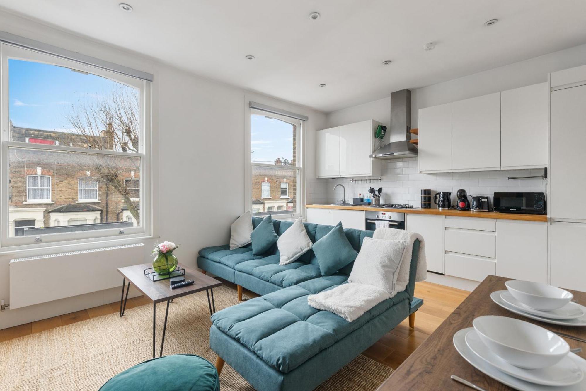 Portnall Retreat - Beautiful & Bright - Close To Ldn * Londra